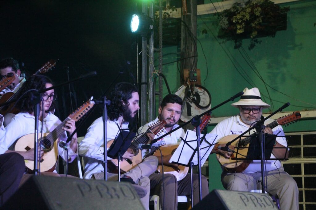 Est Armenia 52 Mono Nunez 2